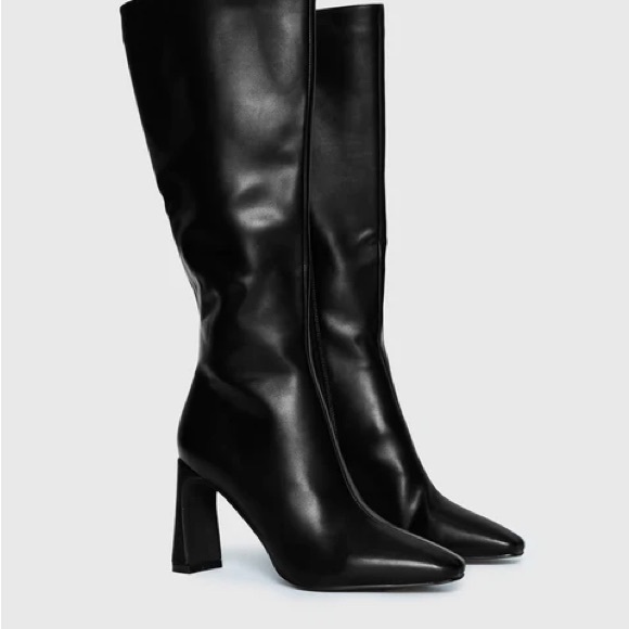 Sawyer Black Knee-High Boots - Picture 1 of 8